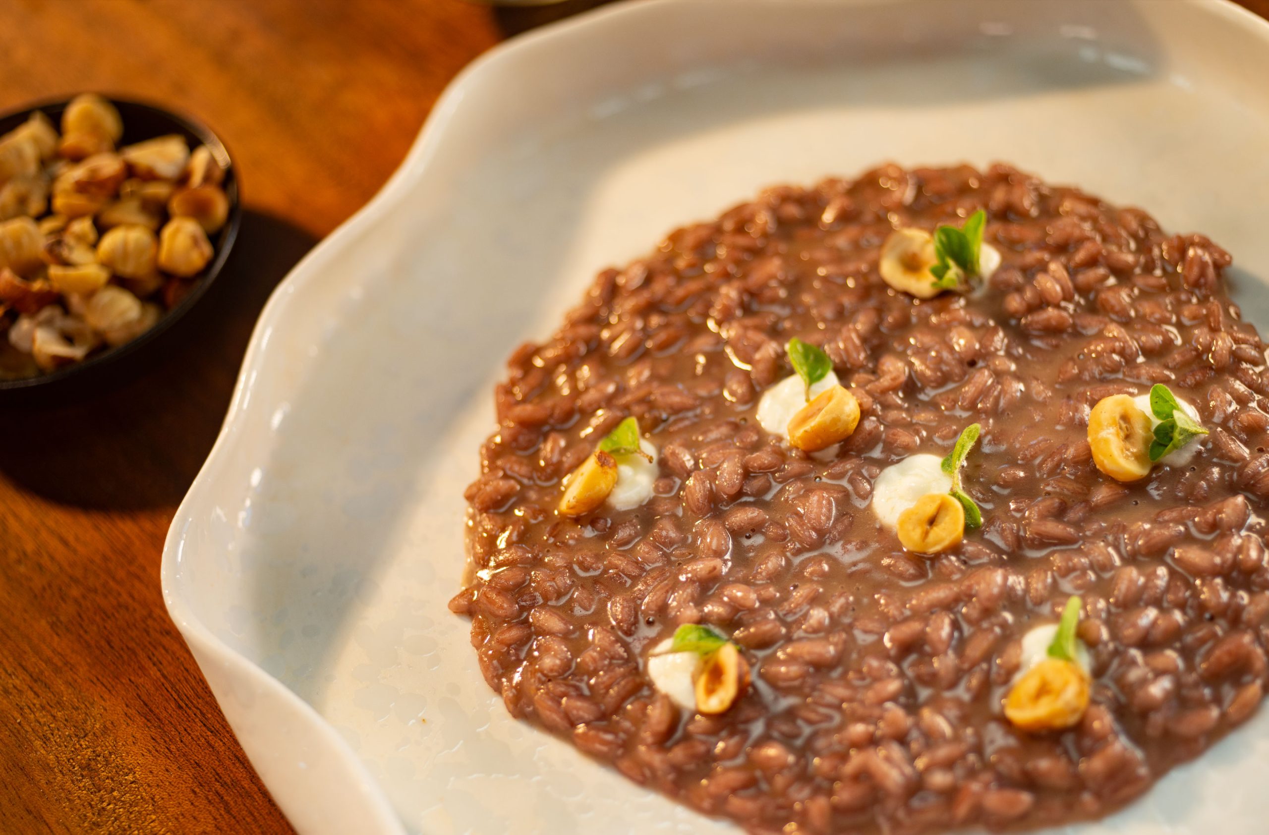Risotto al vino rosso, cipolla BIO e caprino